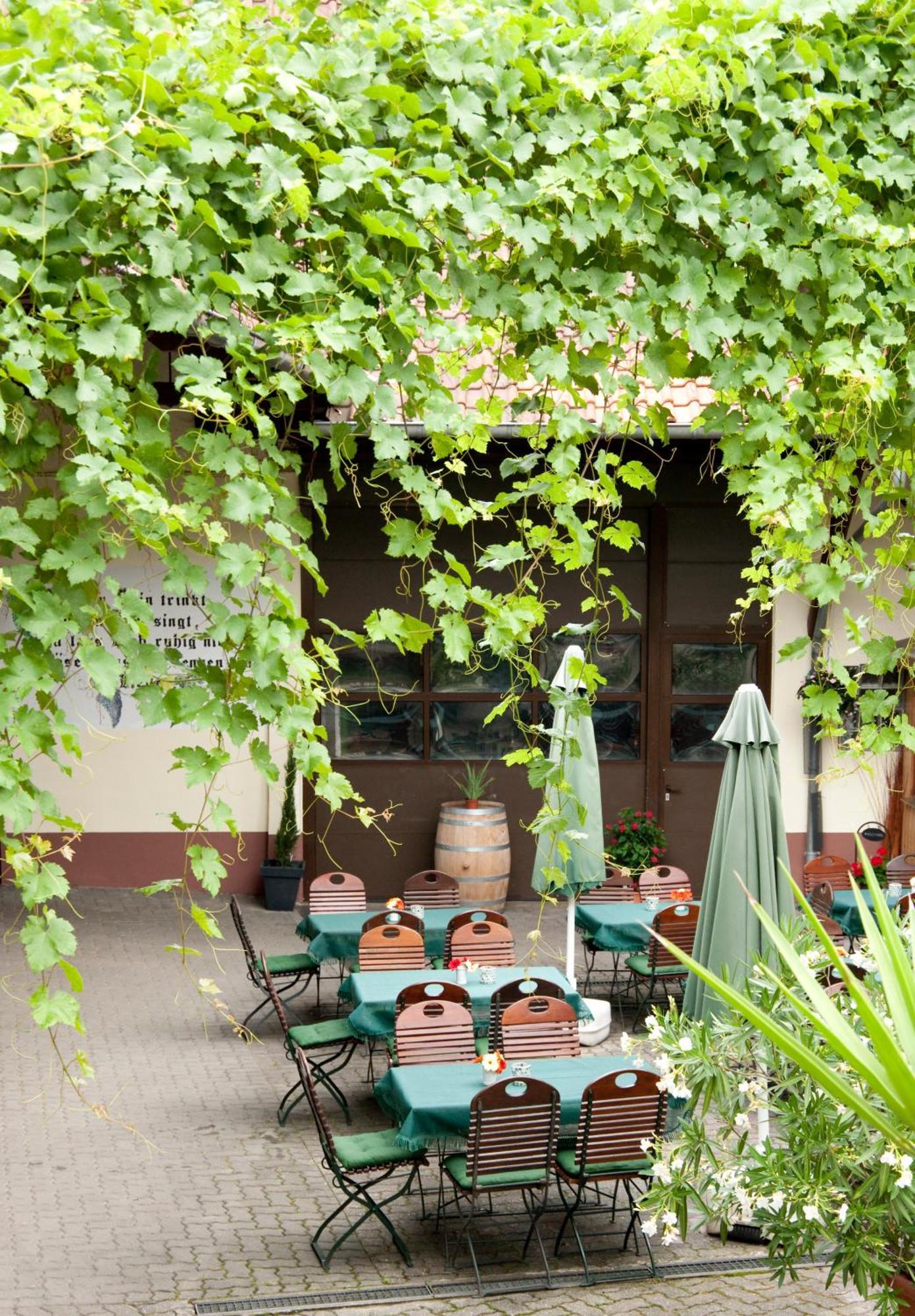 Weingut Und Gaestehaus Vongerichten Oberhausen  Eksteriør billede